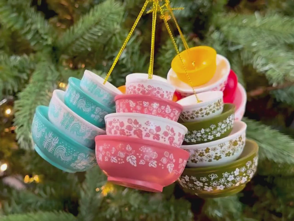 Miniature Pyrex Bowl Stack Ornament